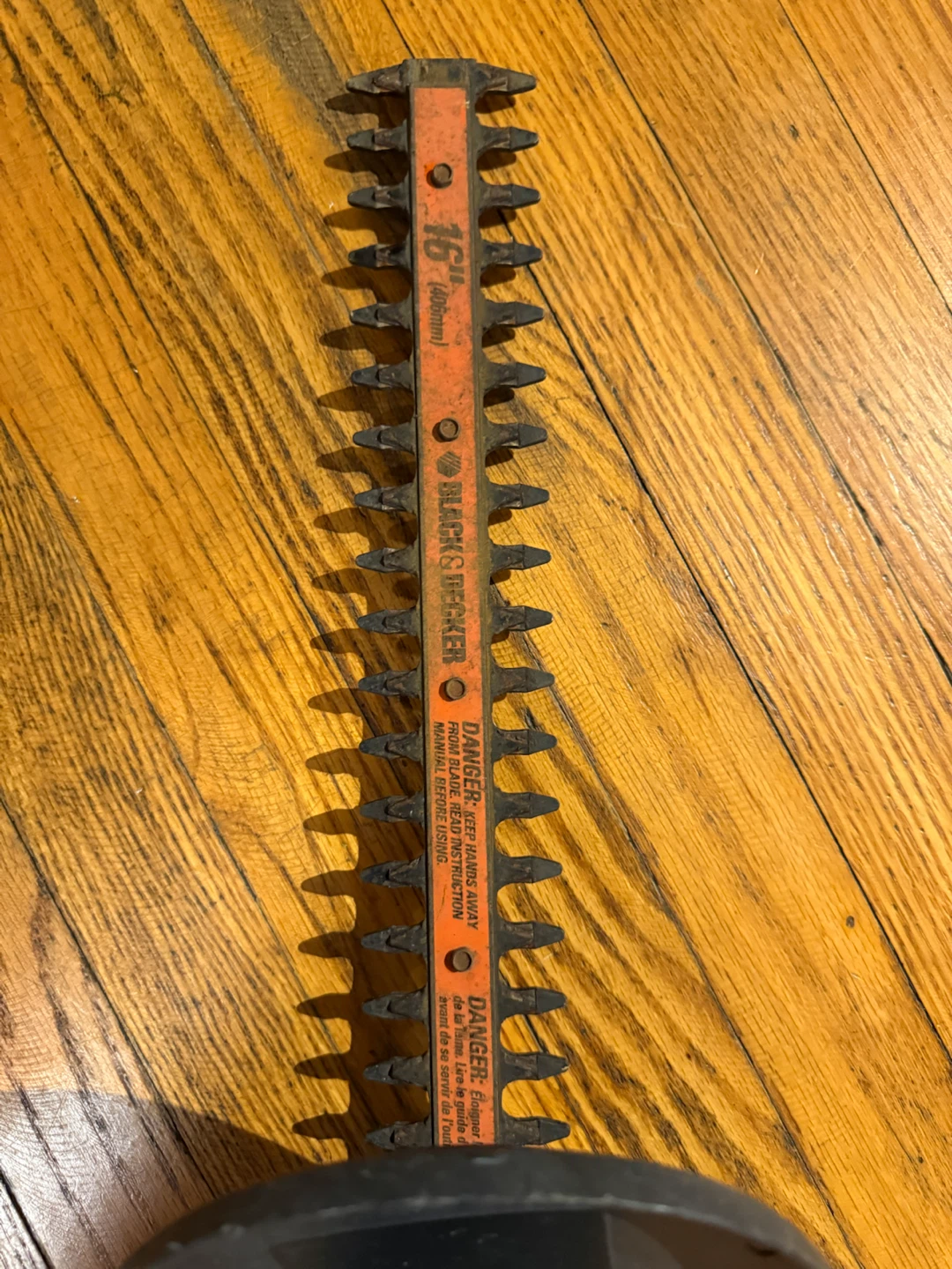 Black & Decker 16" Hedge Trimmer - photo 4