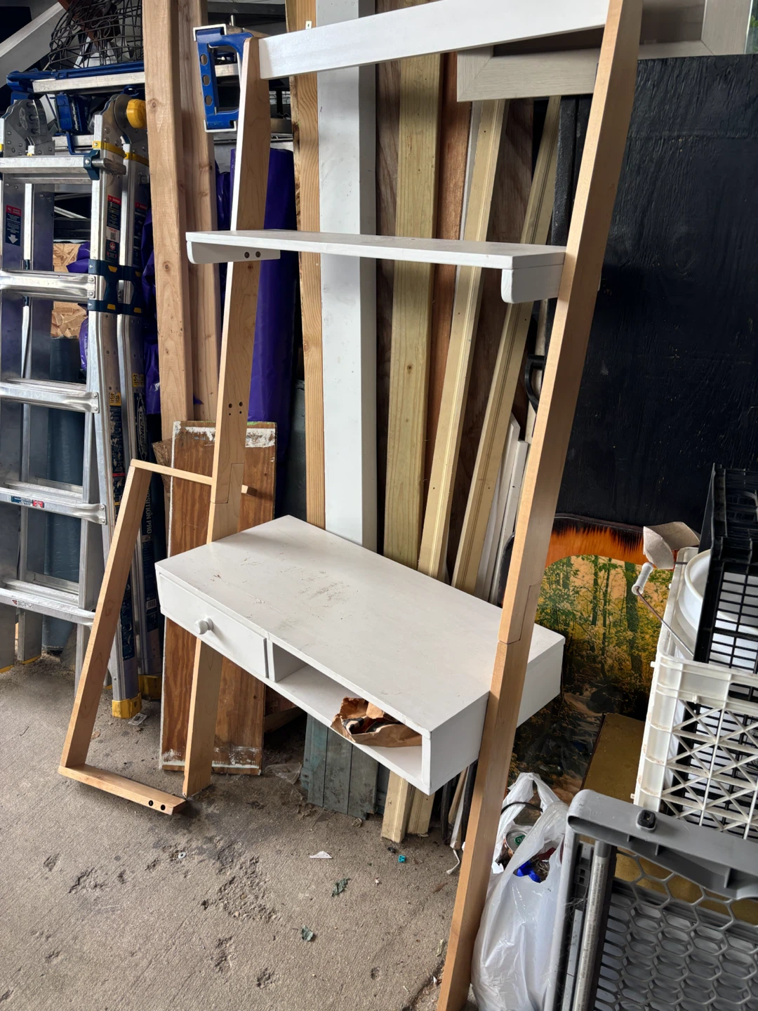 White Ladder Shelf with Desk - photo 3