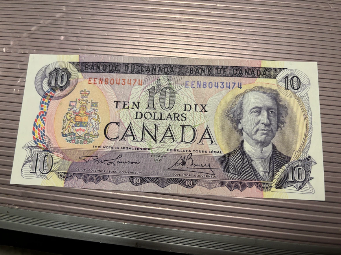 Canadian Banknotes: $1, $5, and $10 bills - photo 3