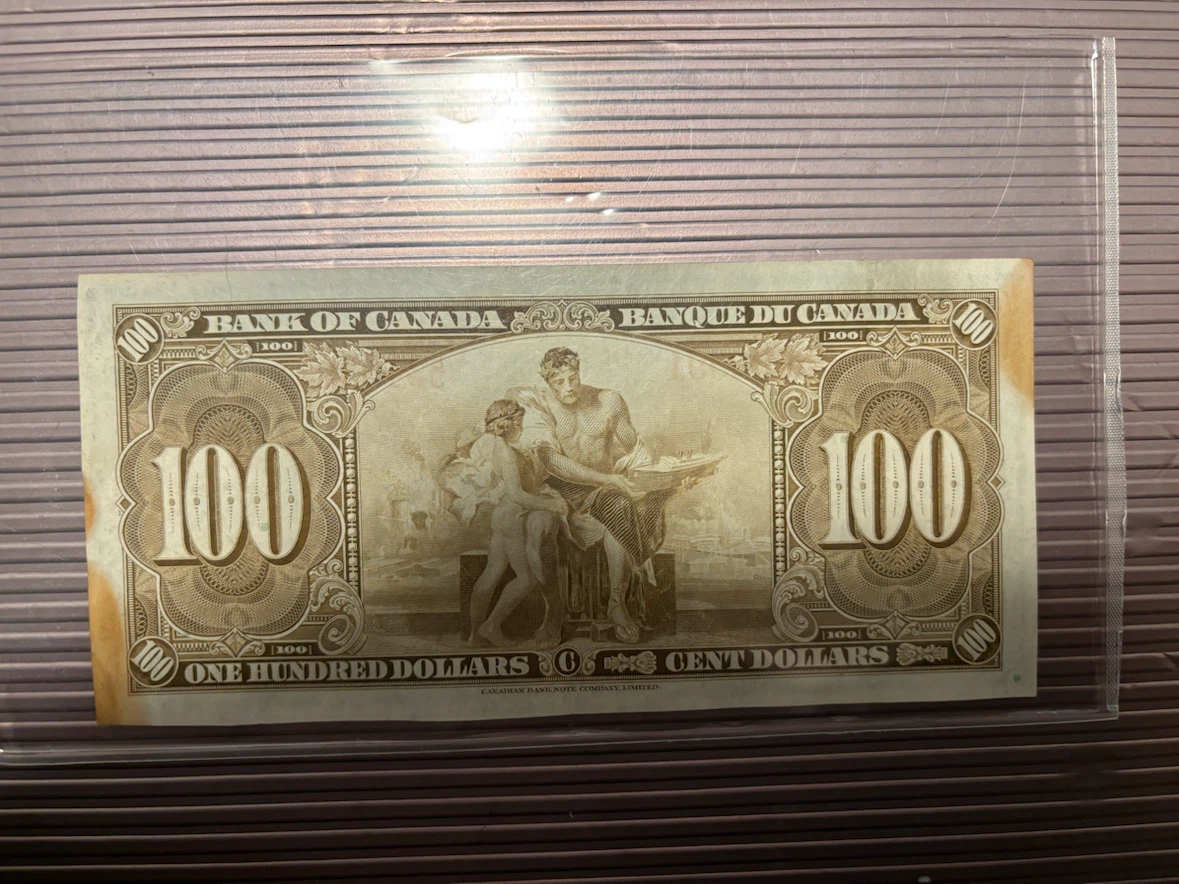 Bank of Canada 100 Dollar Bill - photo 2