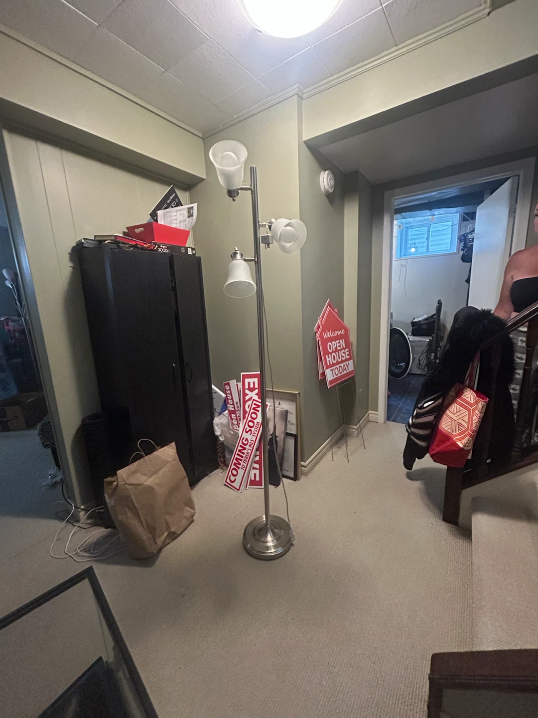 Tripod Floor Lamp with 3 Lights