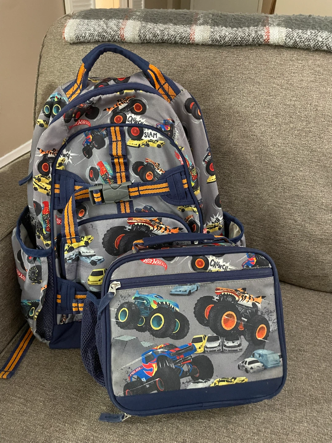 Pottery Barn Kids Hot Wheels Backpack & Lunch Box Set - photo 4