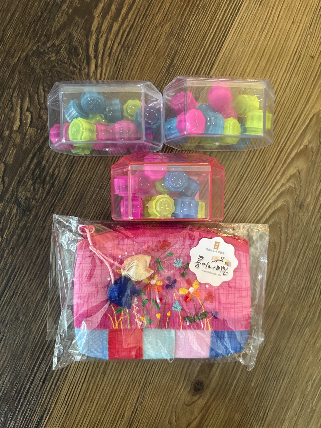 Squid Game Traditional Korean Gonggi Set + Embroidered Pouch