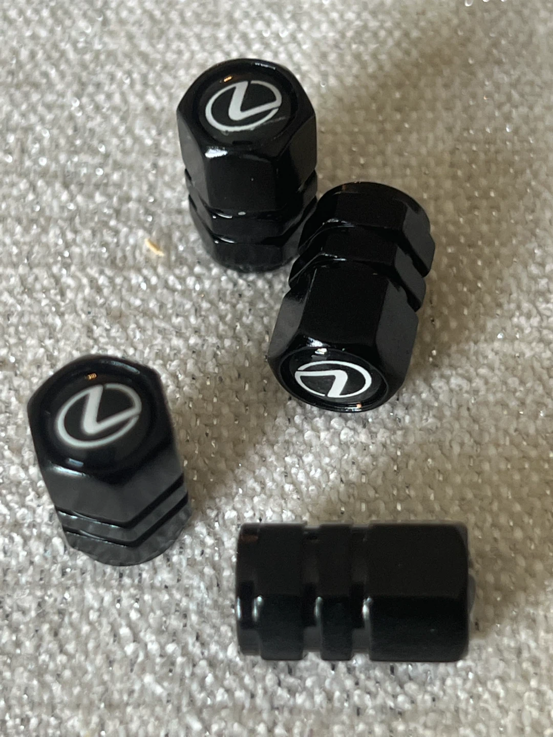 Lexus Valve Stem Caps Set - photo 2