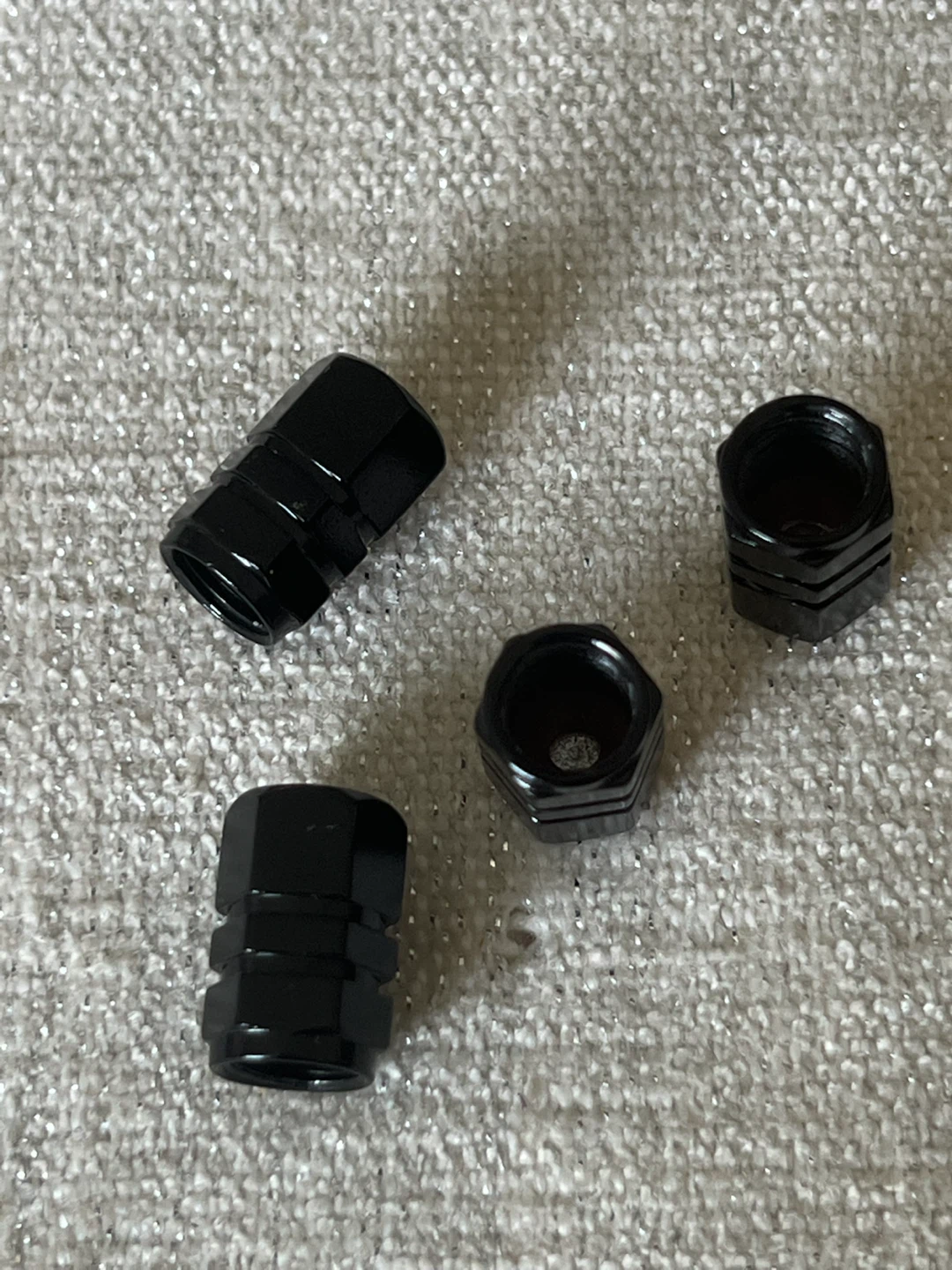 Lexus Valve Stem Caps Set - photo 3
