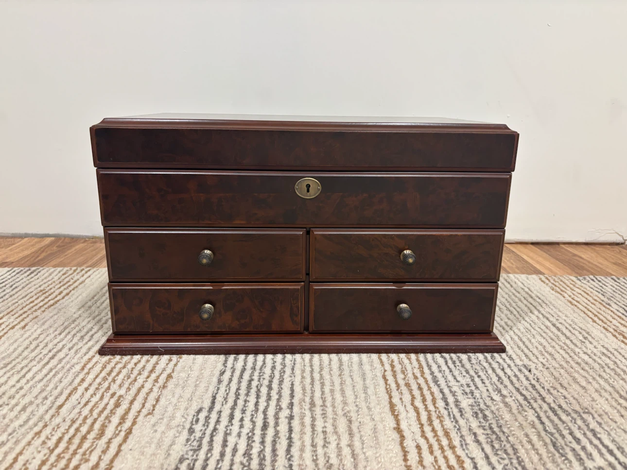 Bombay Jewelry Box