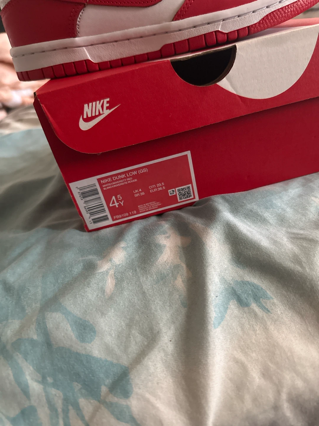 Nike Dunk Low Red White Sneakers - photo 2