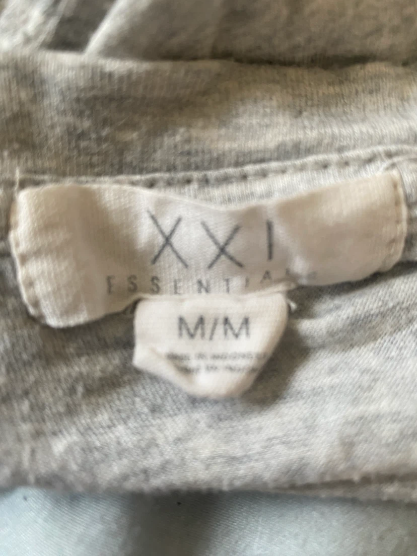 XXI Essentials Grey V-Neck T-Shirt - photo 2