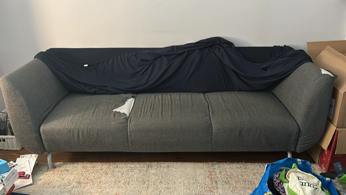 Couch - photo 2