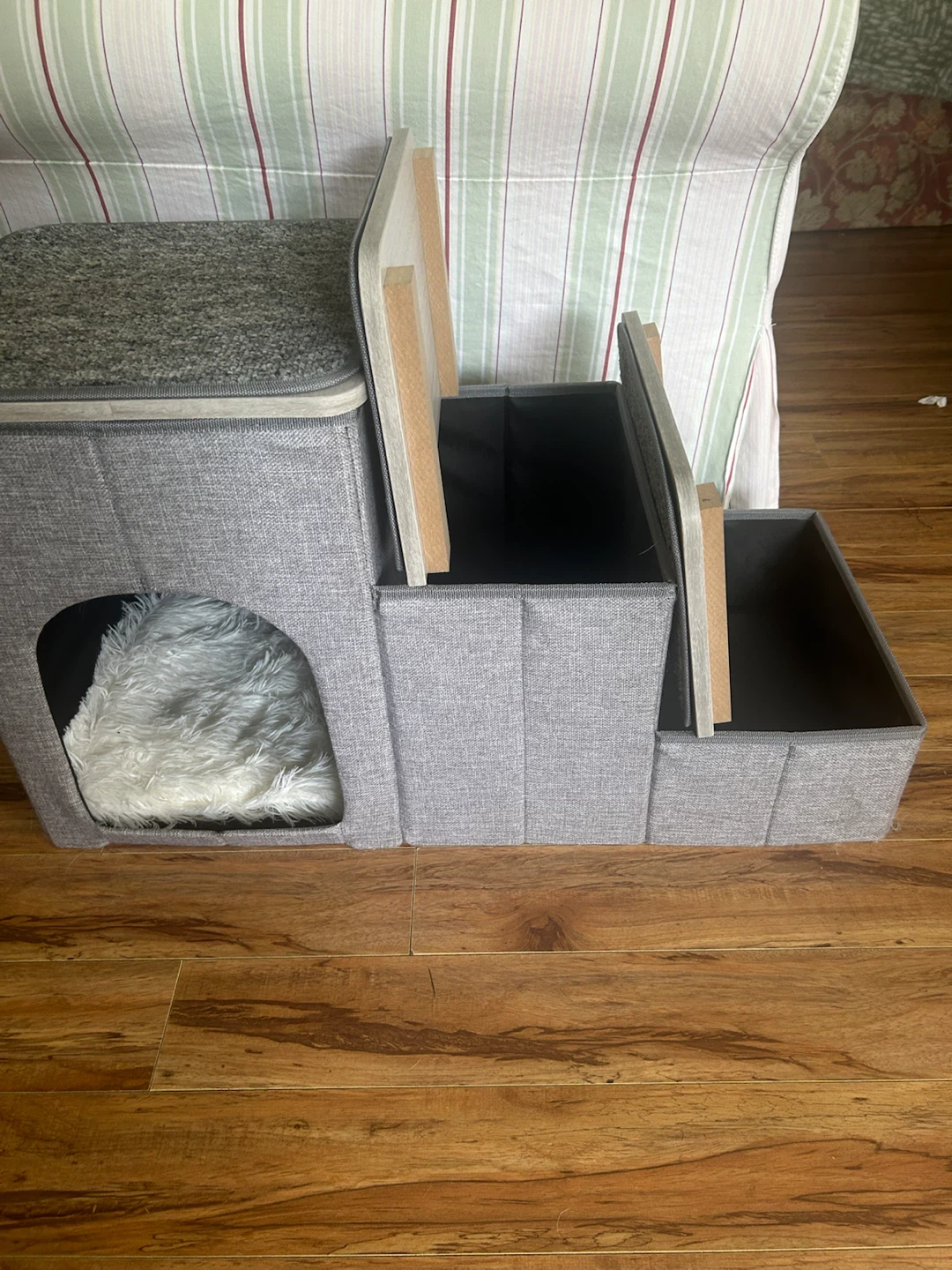 3-Step Pet Stairs with Enclosed you boxes  Den - photo 3