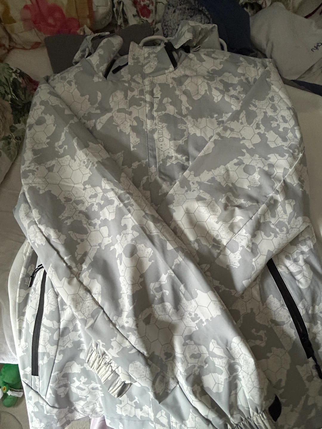 Assorted Jackets and Hoodie Bundle - photo 2