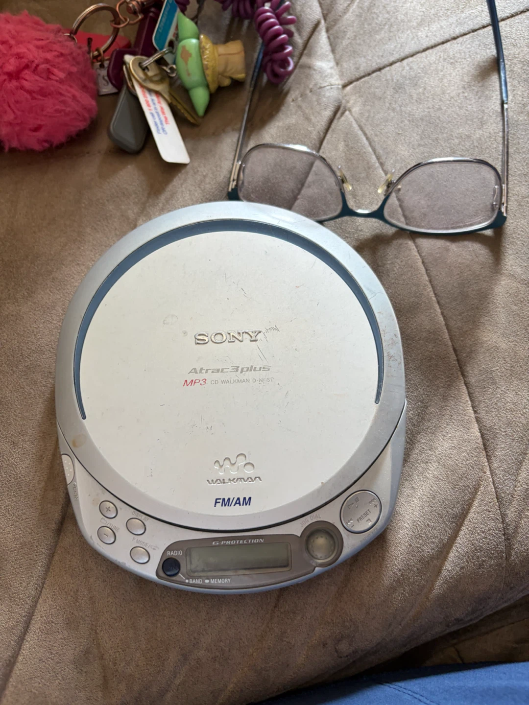 Sony Walkman CD Player MP3 Atrac3plus FM/AM
