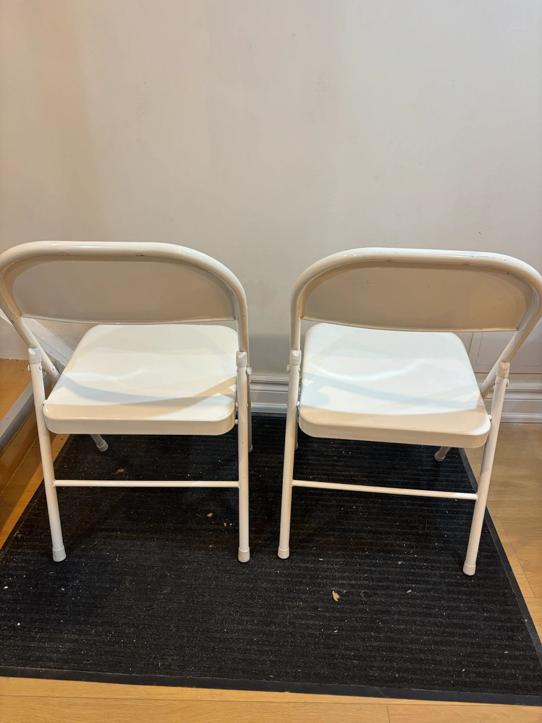 Pair of White Metal Folding Chairs – Korhani Home (Set of 2) - photo 2