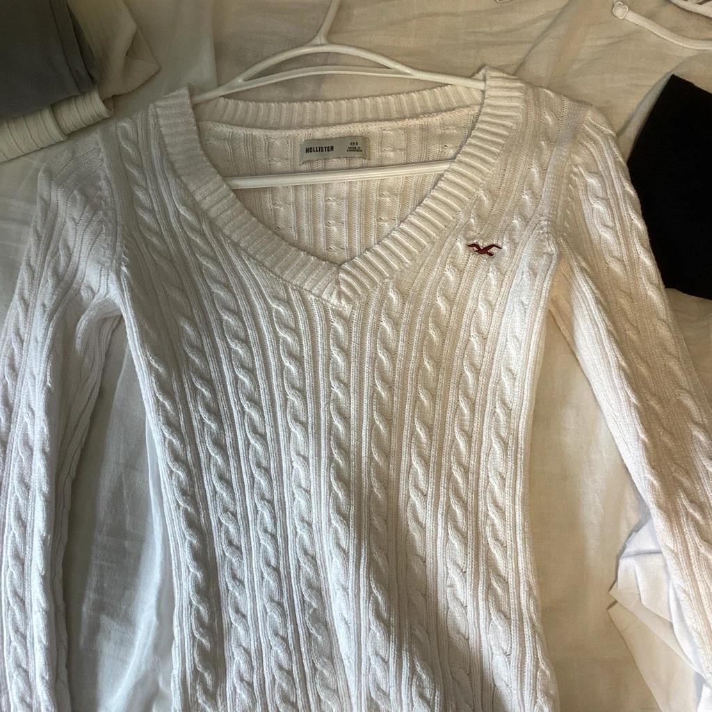 Hollister Cable Knit V-Neck Sweater