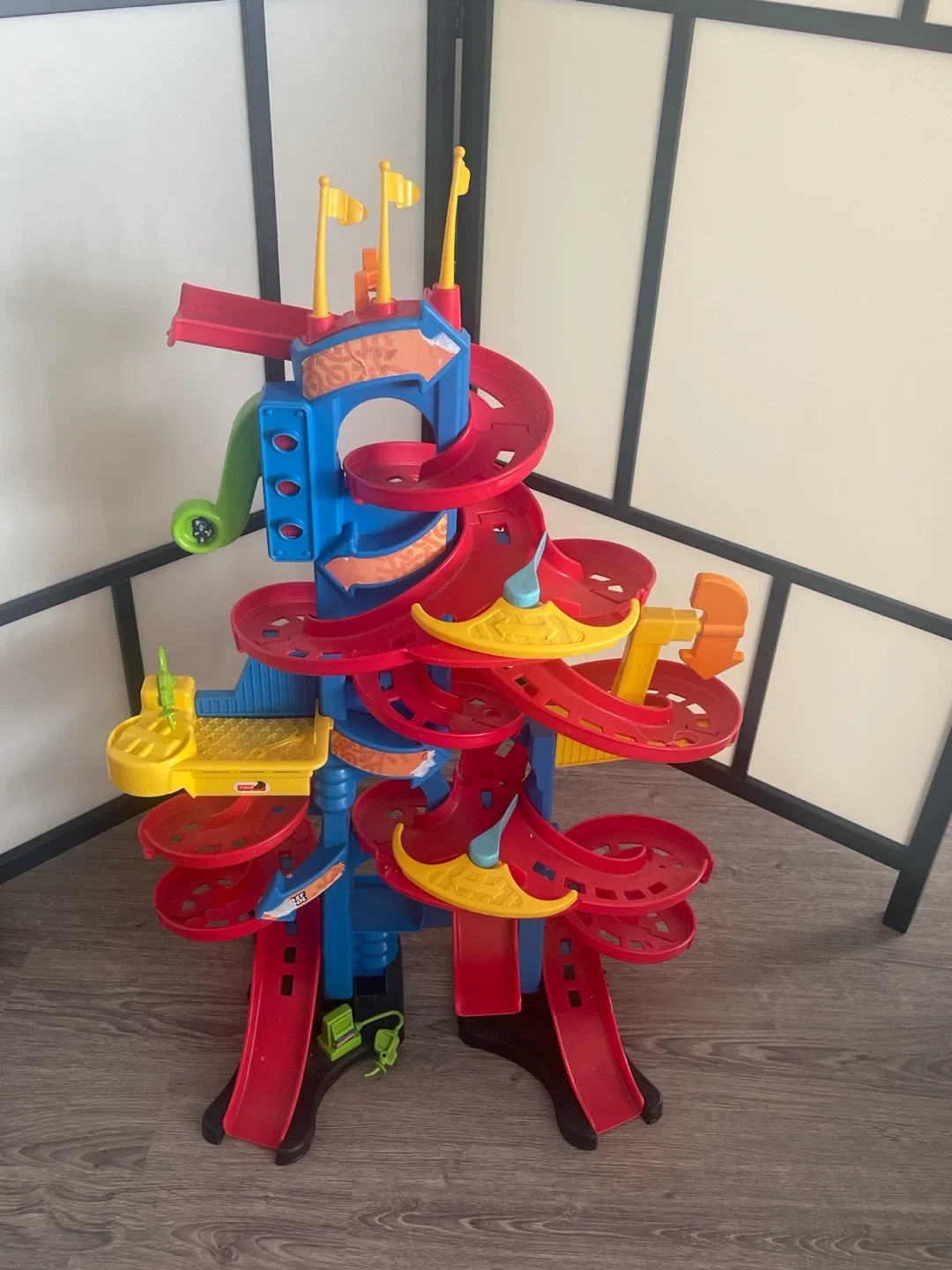 Fisher-Price Little People Wheelies Stand 'n Play Skyway Toy