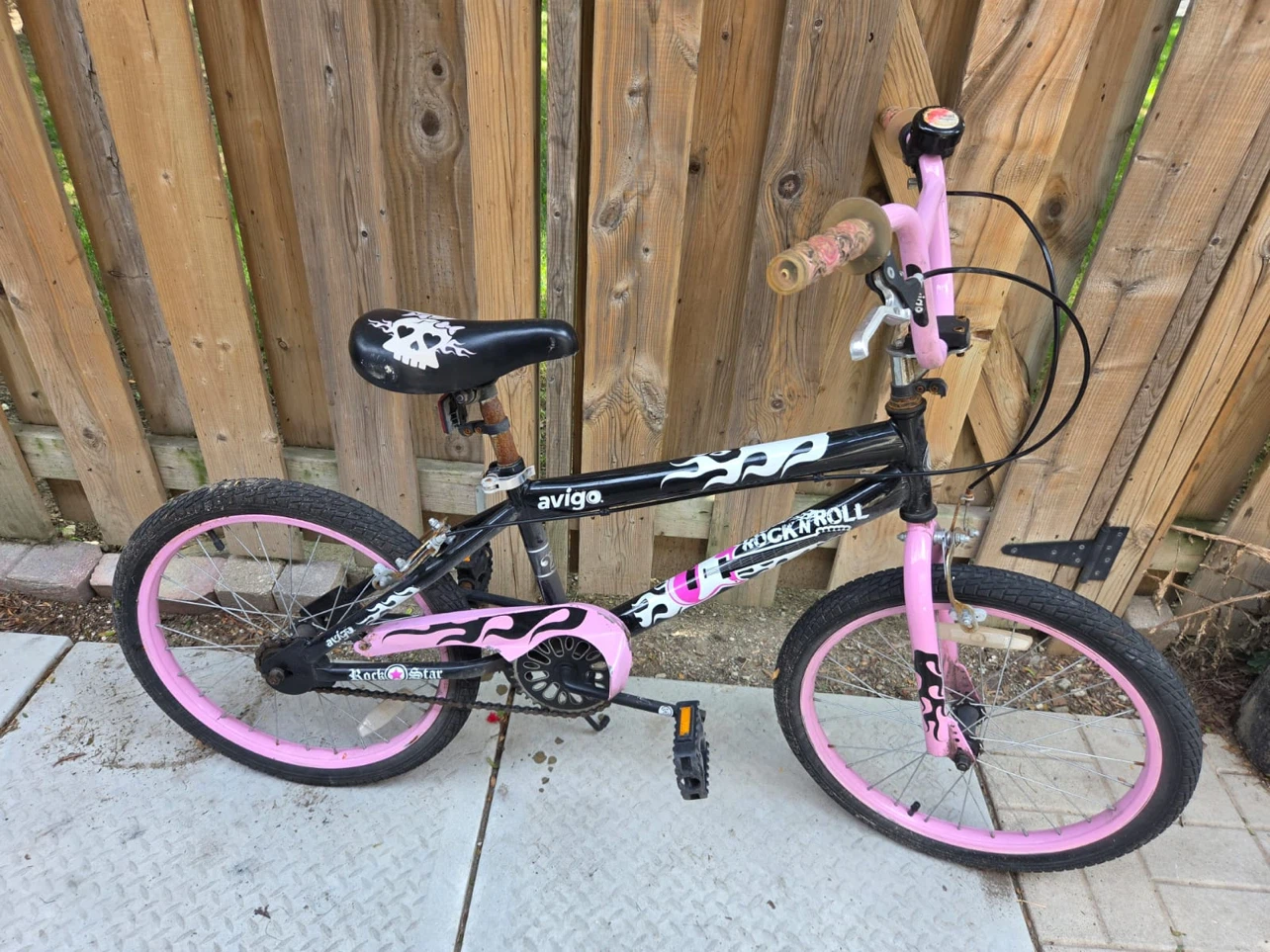 Avigo Rock N Roll BMX Bike - Pink & Black - photo 2