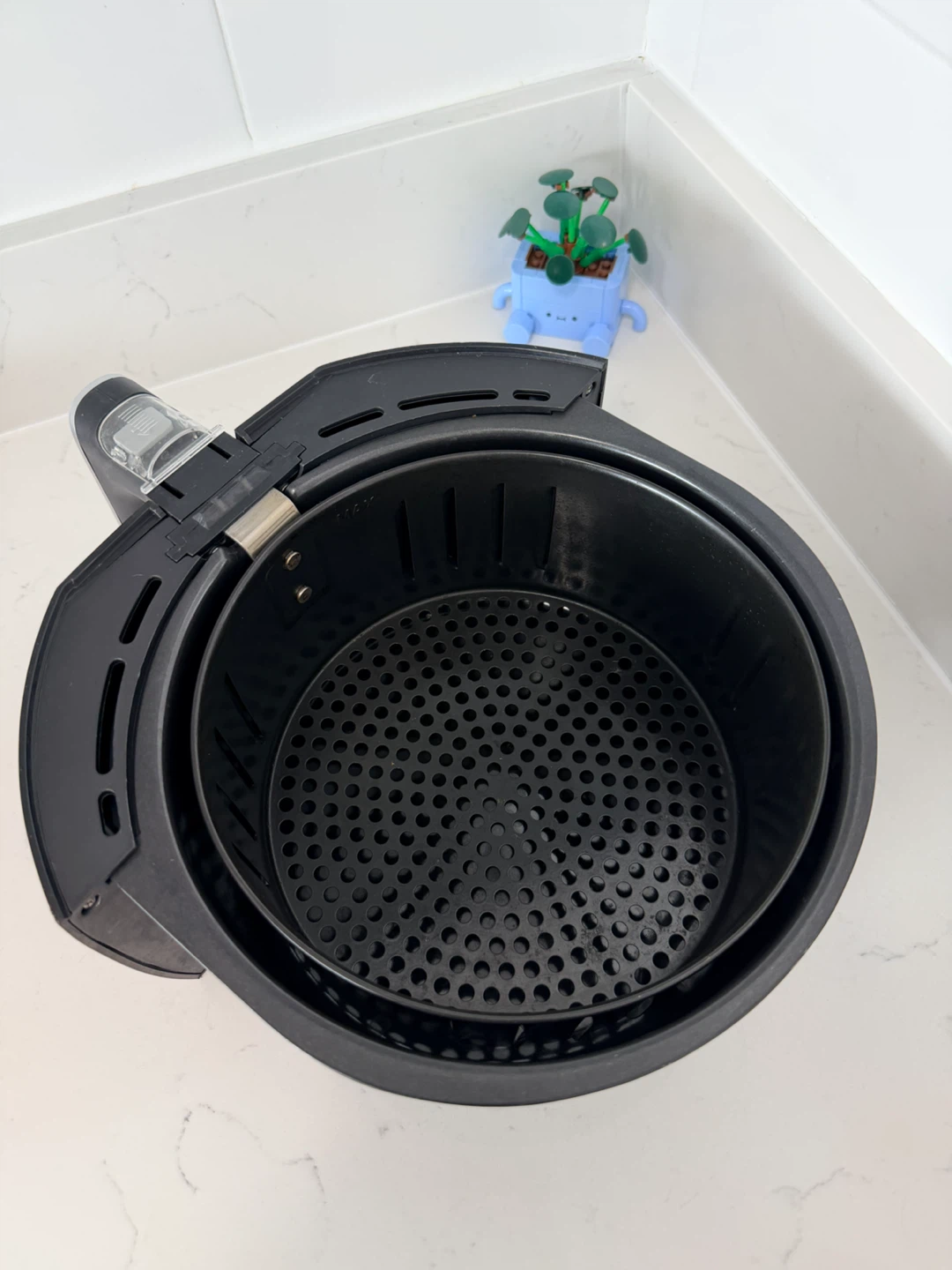 🍟 Hamilton Beach Air Fryer (With Box) - photo 3