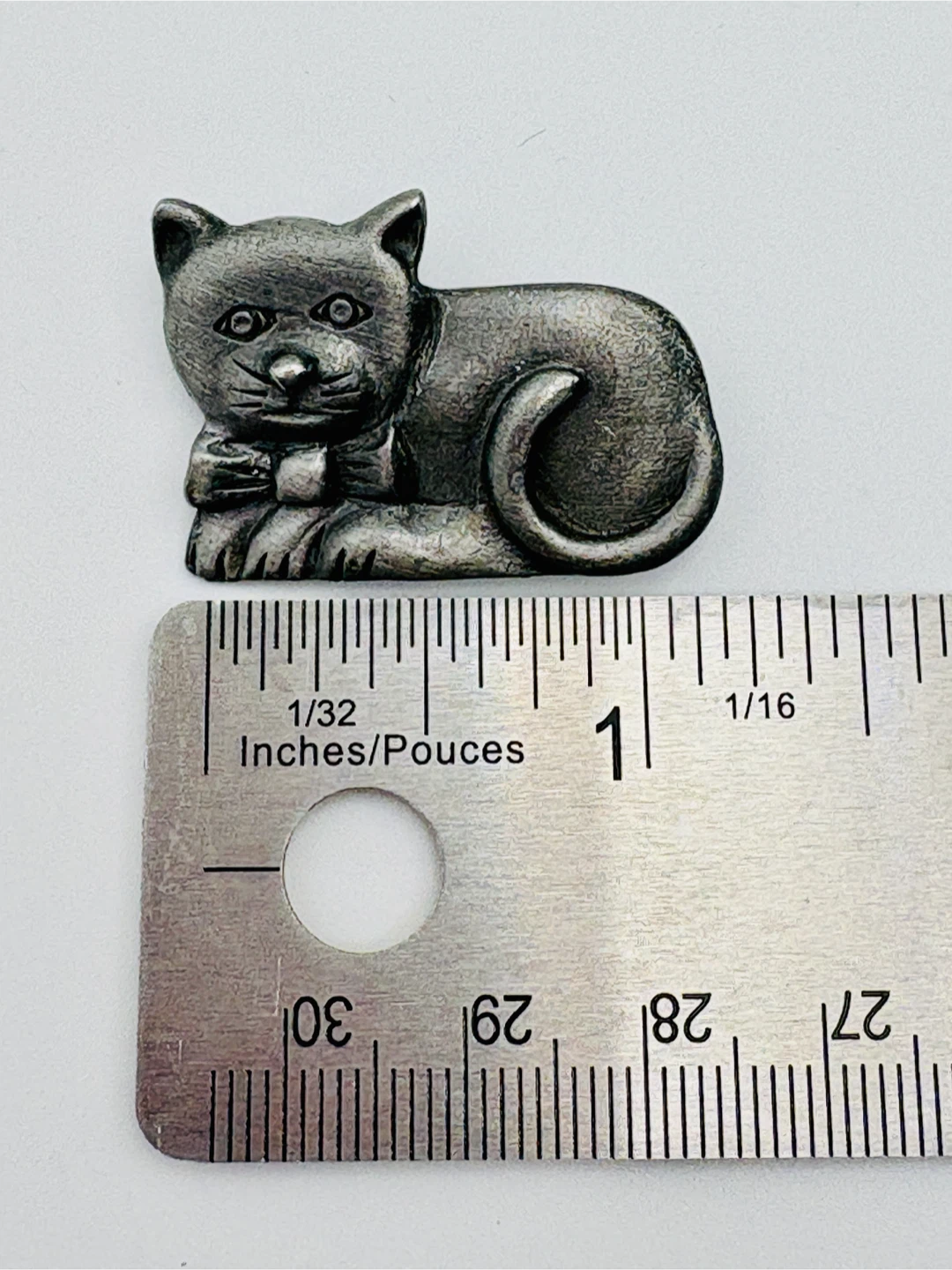 Pewter Cat Brooch with Bow Tie - photo 5