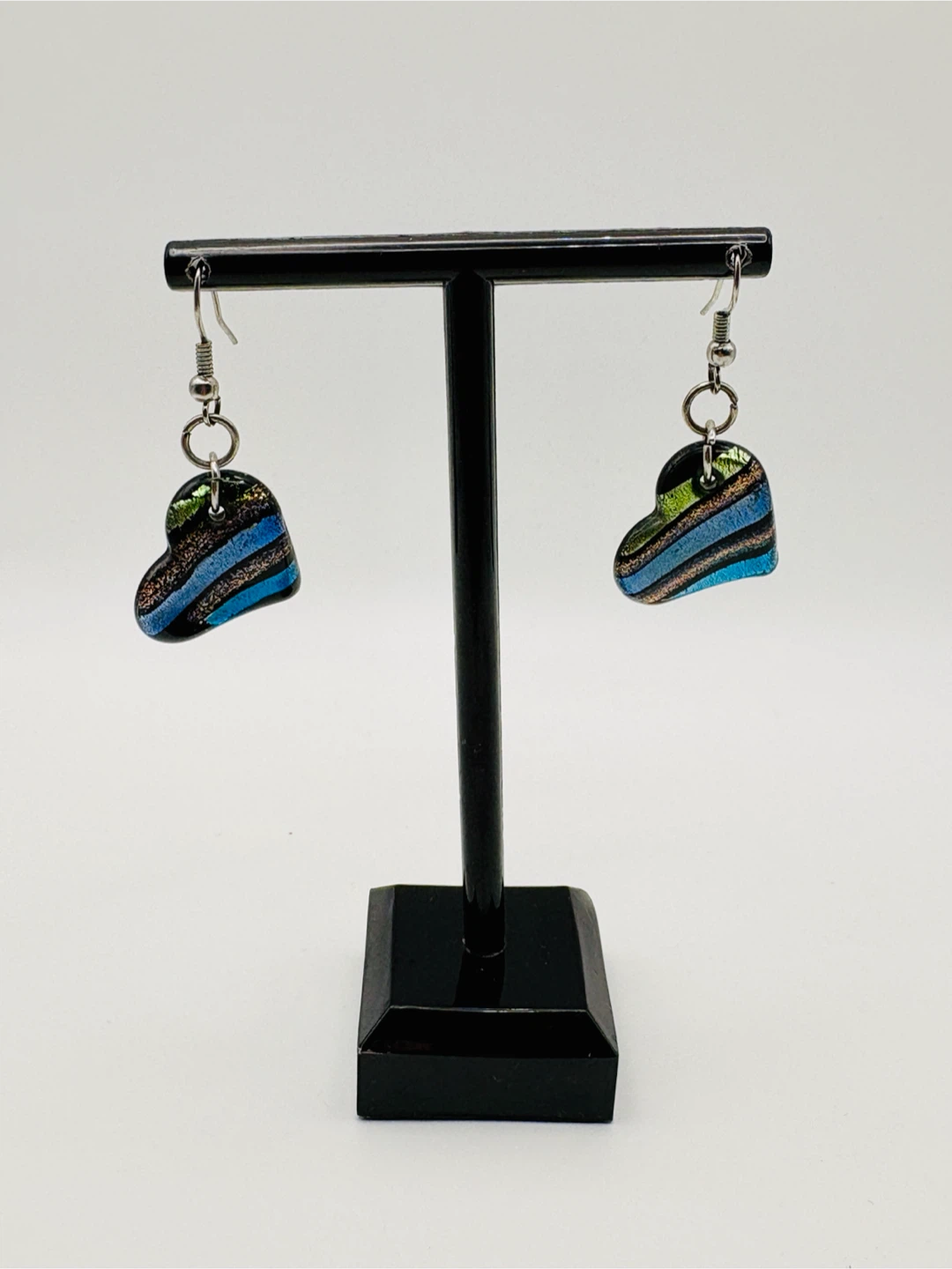 Heart-Shaped Dangle Earrings - photo 3