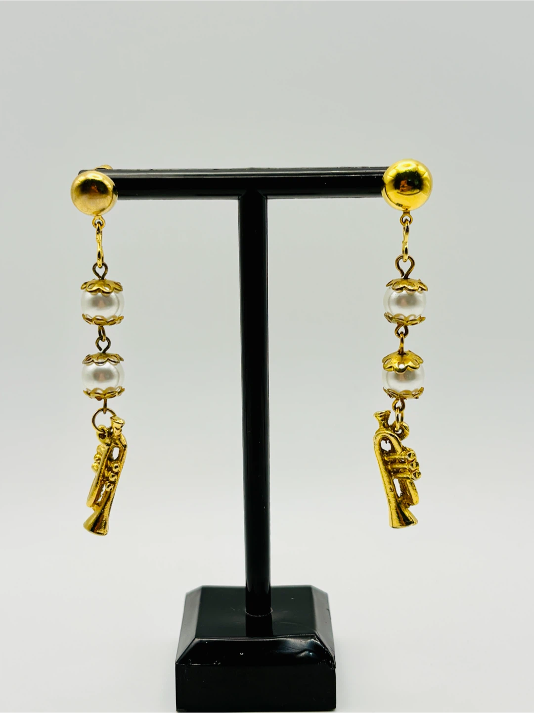 Gold Trumpet & Pearl Dangle Earrings - photo 2