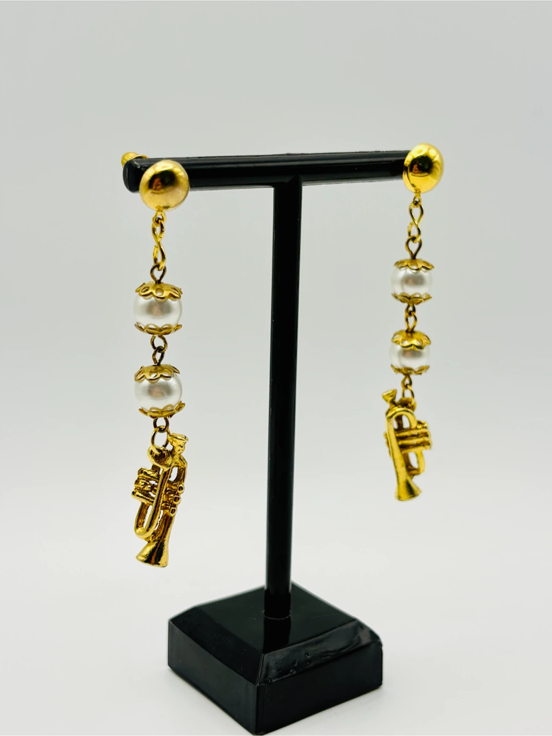 Gold Trumpet & Pearl Dangle Earrings - photo 3