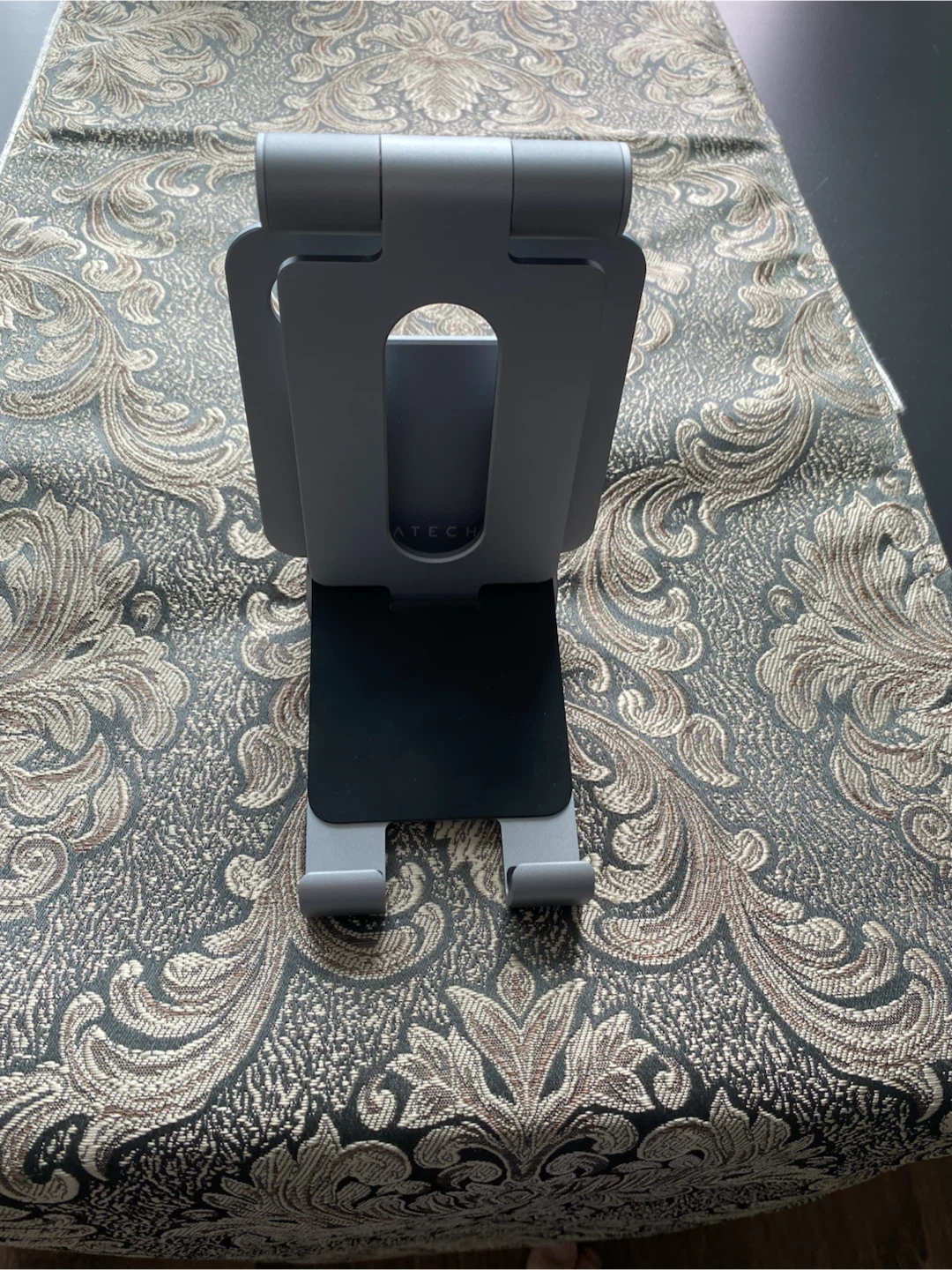 iPad Stand - photo 2