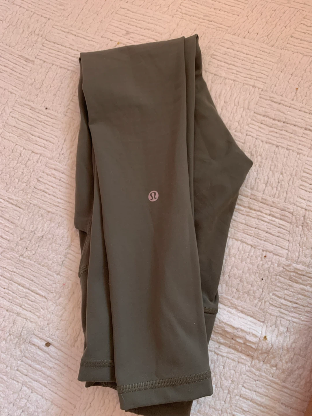 LULULEMON olive green, size 2 leggings
