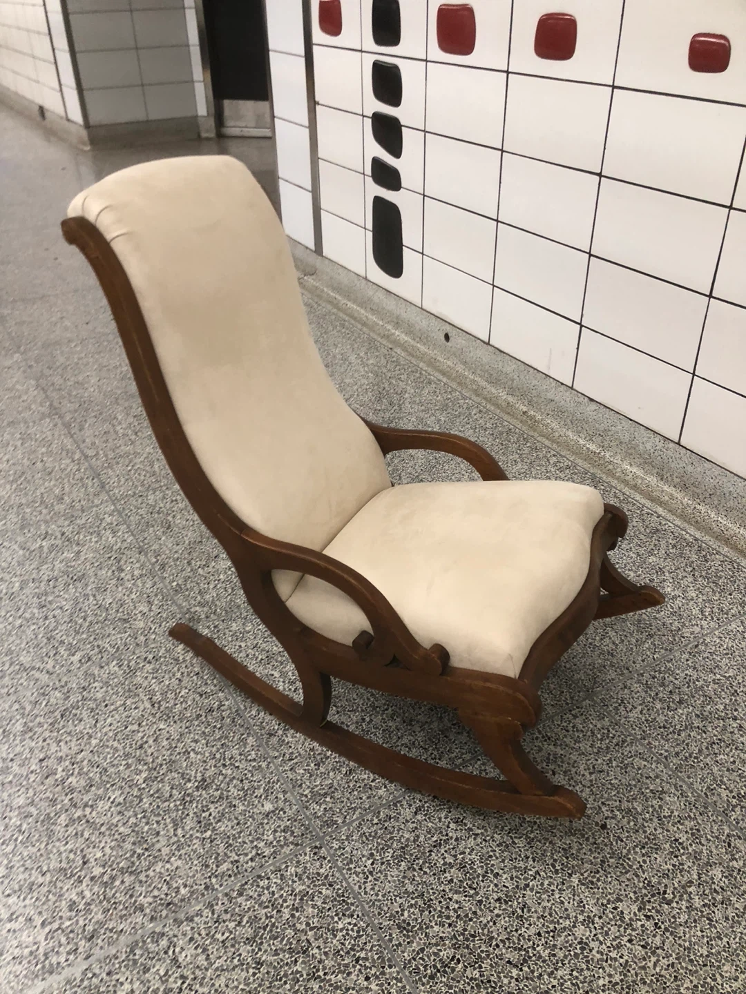 Cream Upholstered Rocking Chair - photo 3