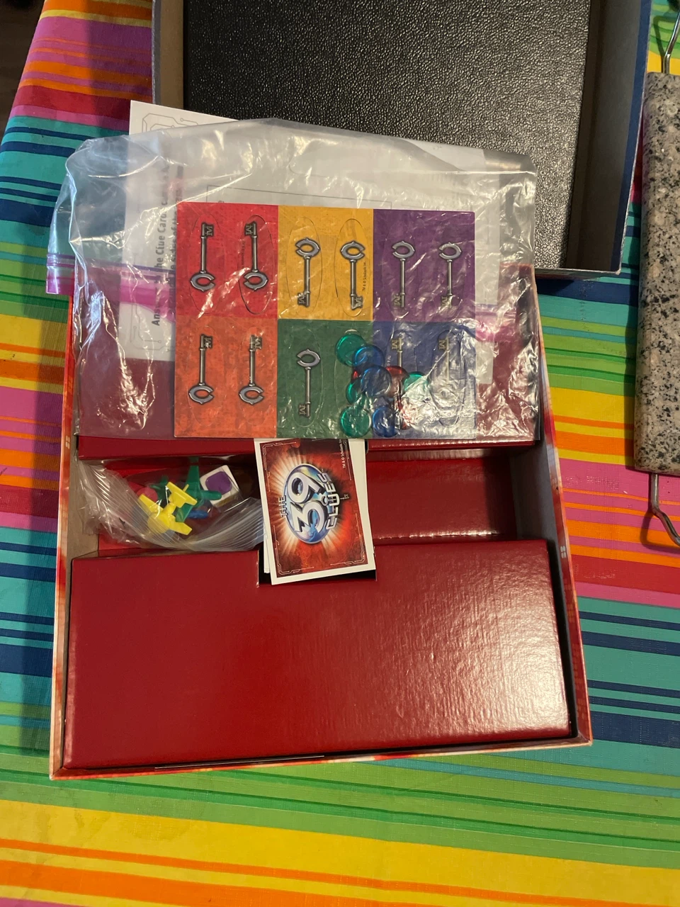 The 39 Clues Top Secret: Search for the Keys Board Game - photo 2