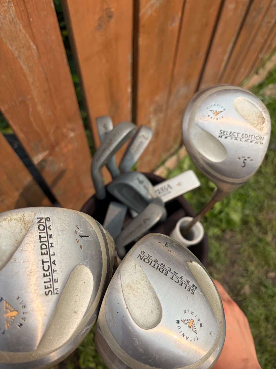 Wilson Golf Bag & 10-Club Starter Set (Mixed Brands/Golf Balls) - photo 2