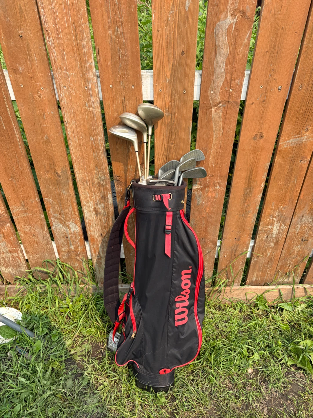Wilson Golf Bag & 10-Club Starter Set (Mixed Brands/Golf Balls) - photo 5