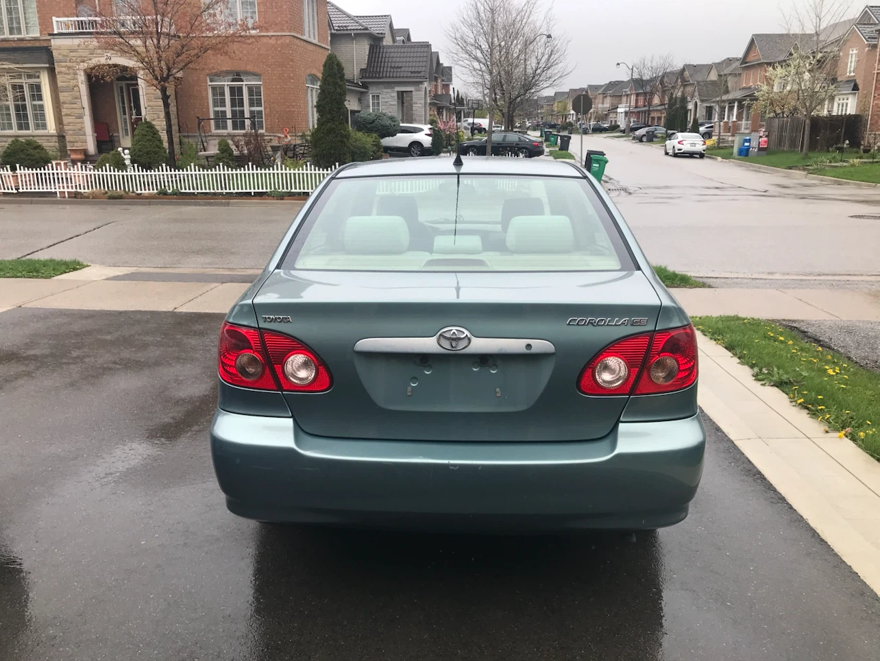 2005Toyota Corolla CE Sedan - photo 2