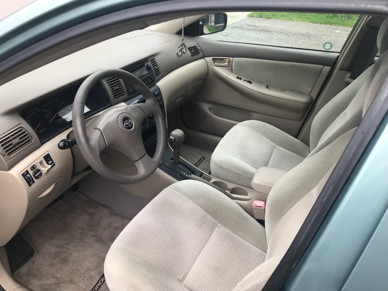 2005Toyota Corolla CE Sedan - photo 5