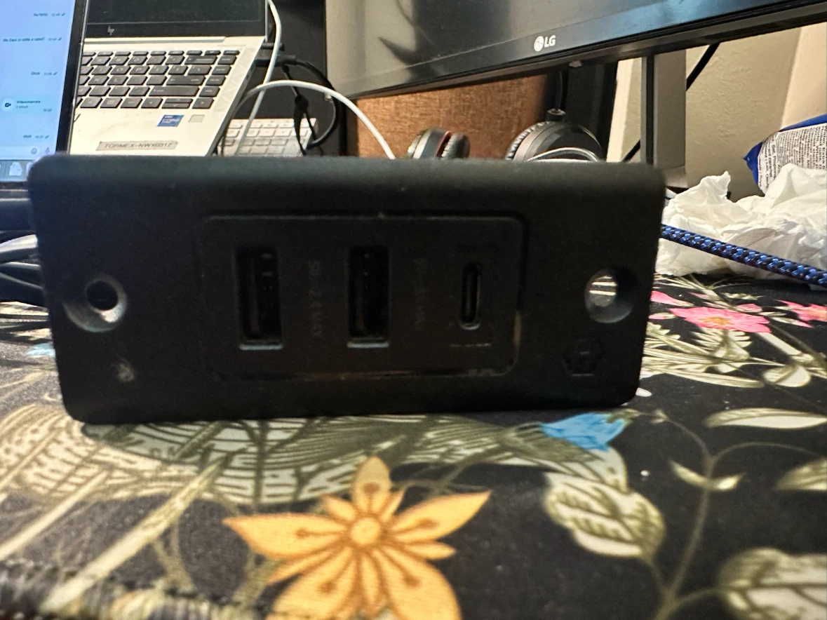 Black 3-Port USB-A USB-C Wall Charger