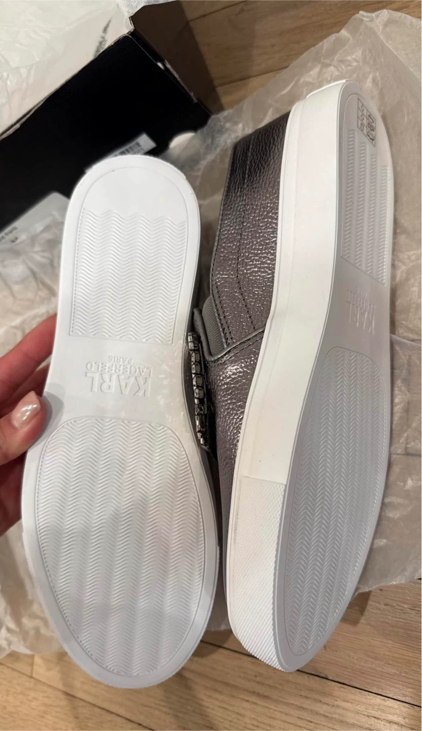 Karl Lagerfeld Paris "Ermine" Loafers - US 7.5 M - photo 3