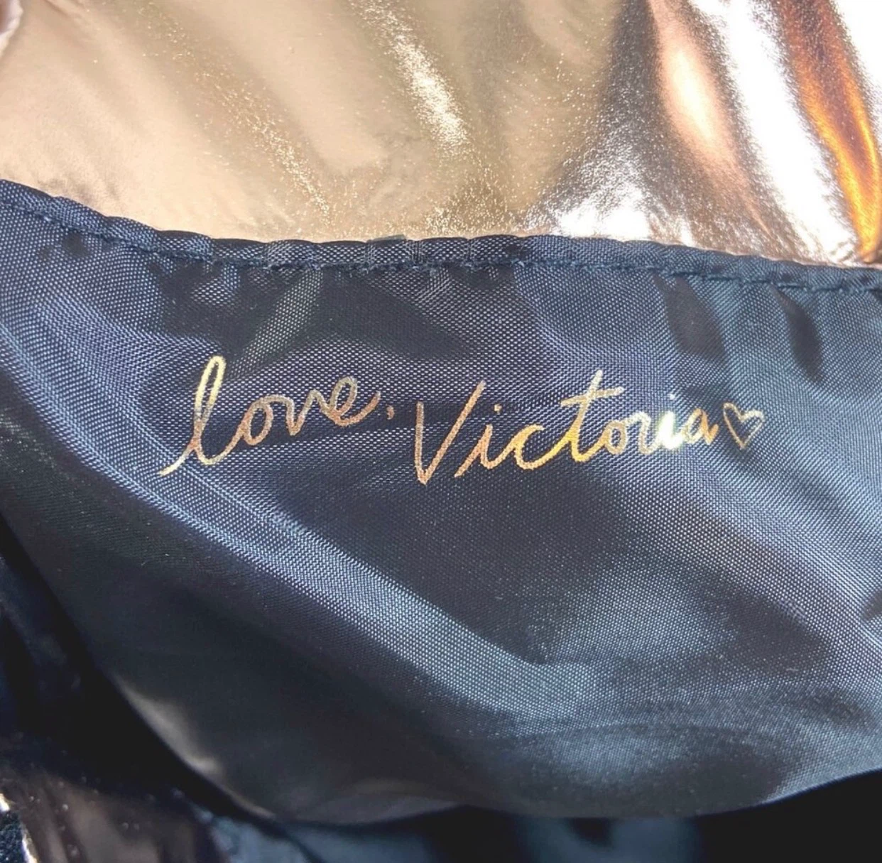Victoria's Secret Rose Gold Metallic Tote Limited Edition Bag - photo 4