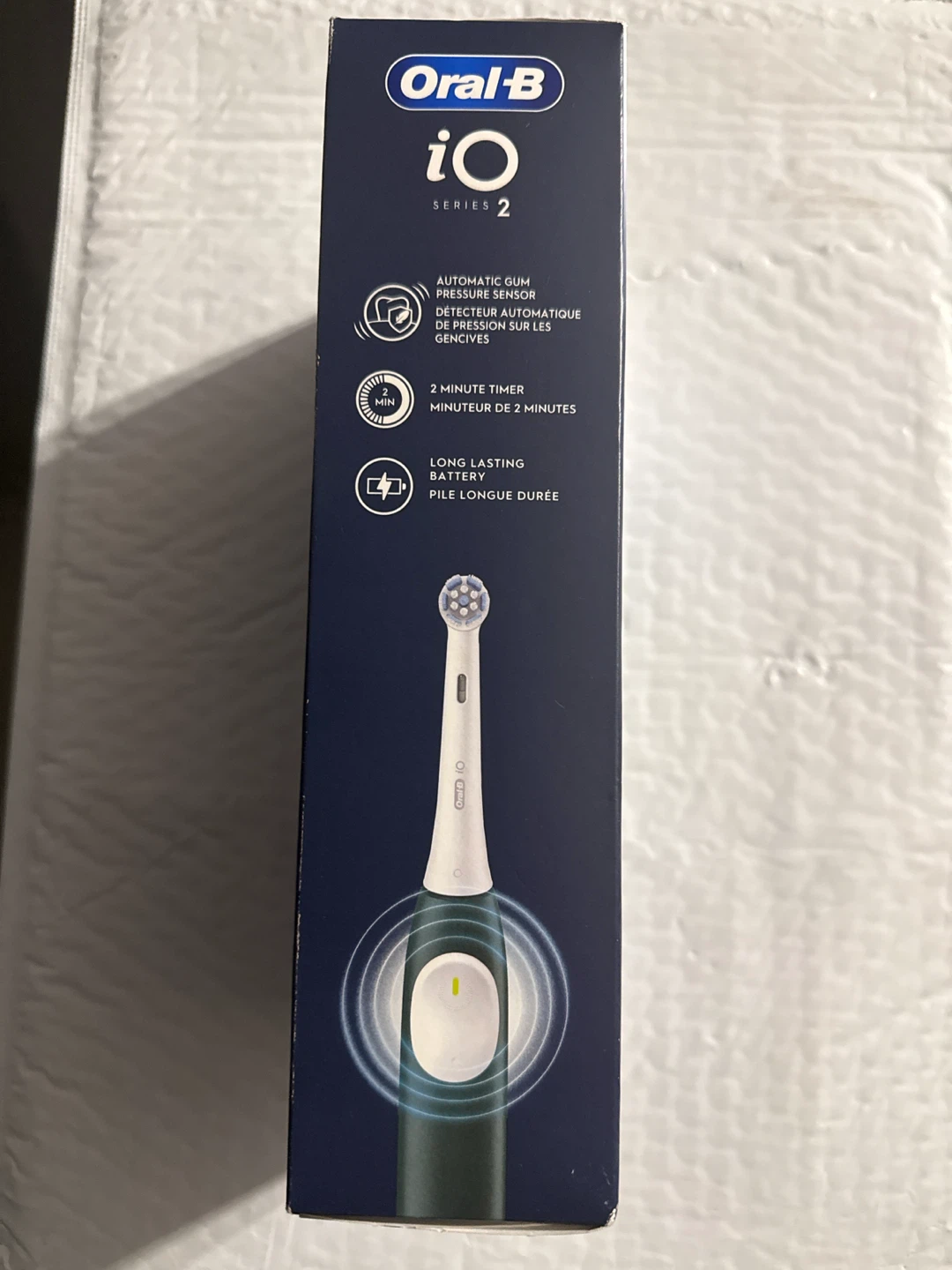 Oral-B iO Series 2 Rechargeable Toothbrush - photo 4