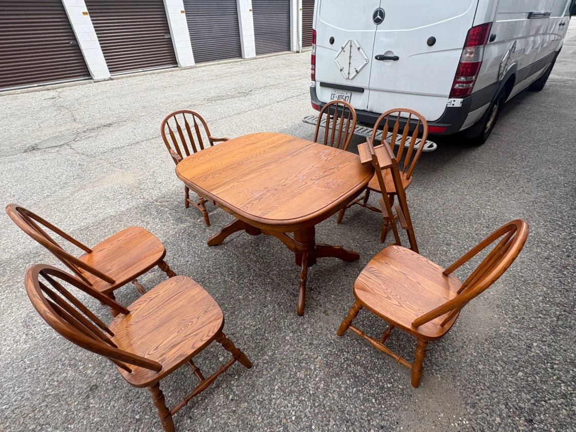 Free delivery used Wooden Dining Table with 6 Chairs - photo 3