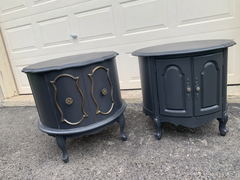 Set of 2 Dark Grey French Provincial Nightstands - photo 3