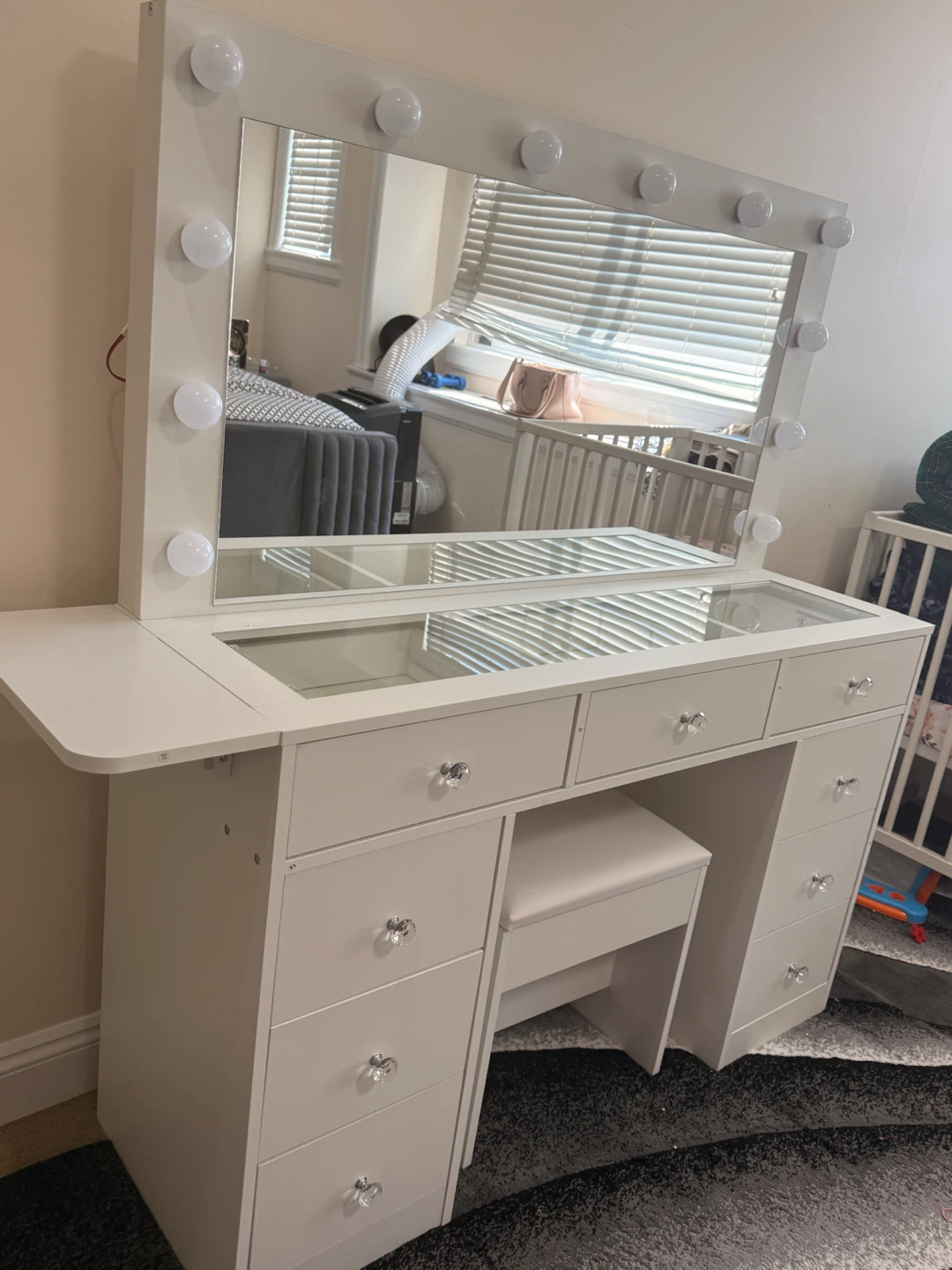 White Vanity Set with Lighted Mirror and Stool - photo 5