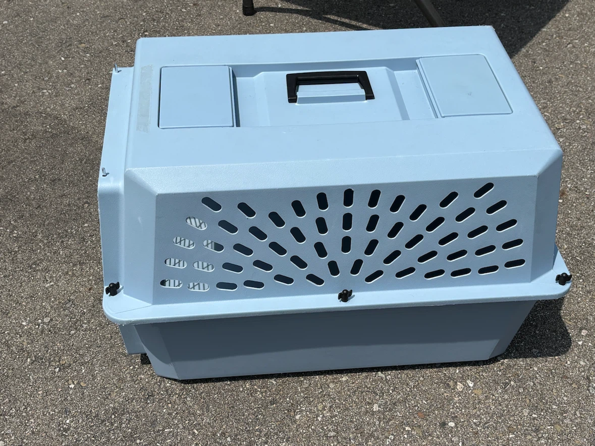 Pet Taxi Dog/Cat Carrier. - photo 2