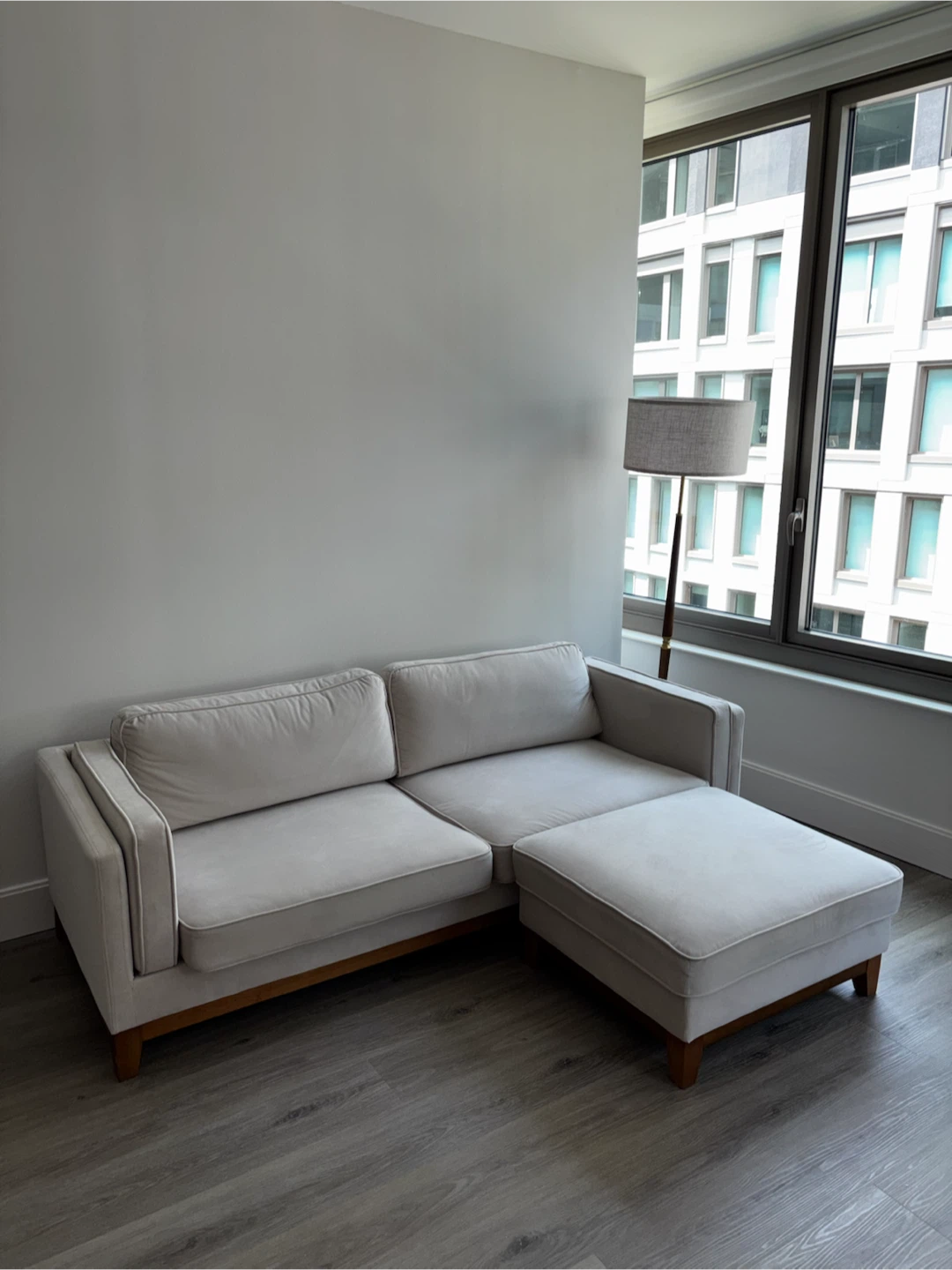 Sofa with ottoman - photo 3