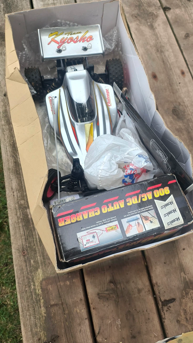 Remote control car