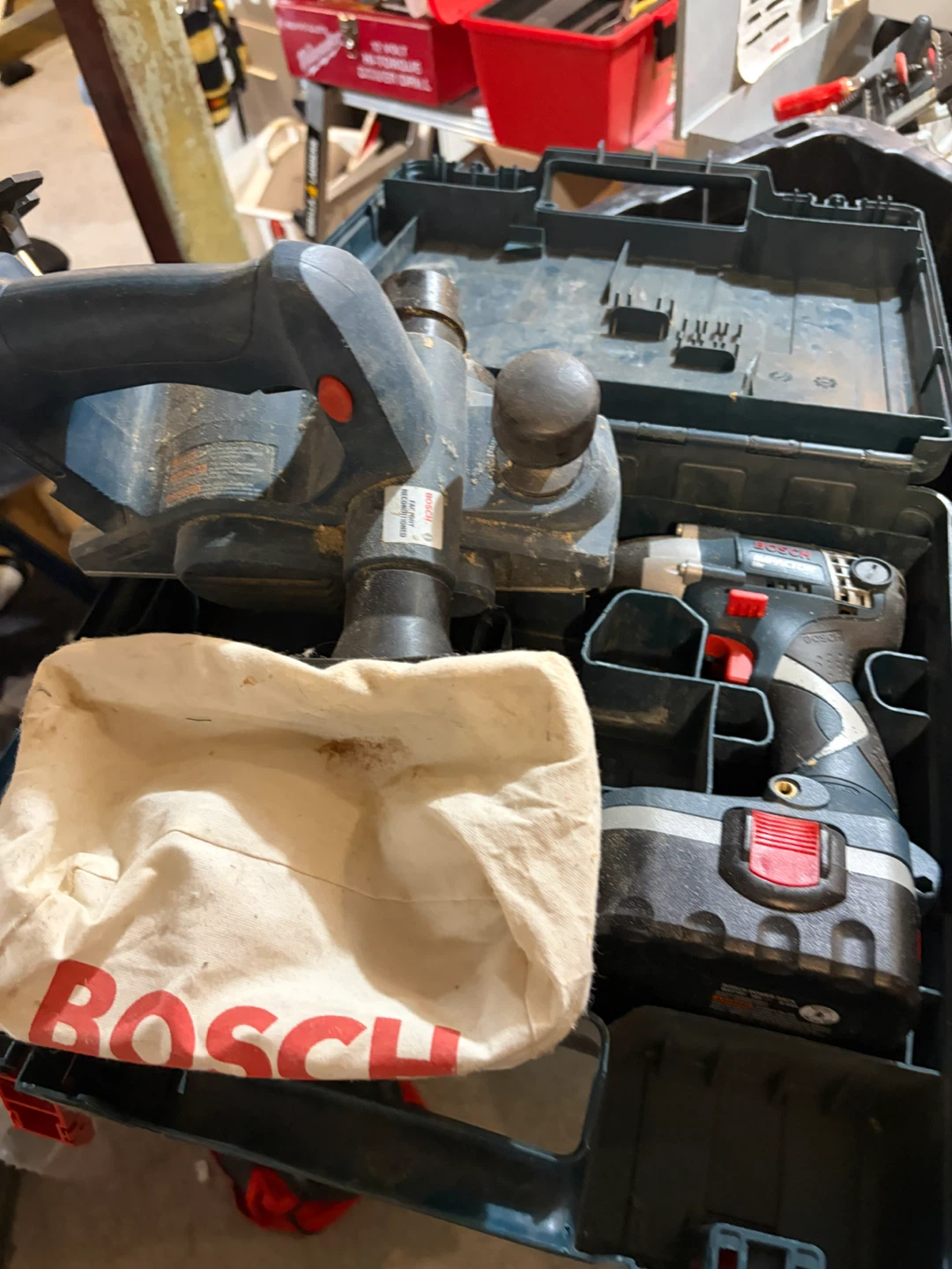 Bosch drill/driver and planer, 12V Milwaukee reciprocating saw - photo 2