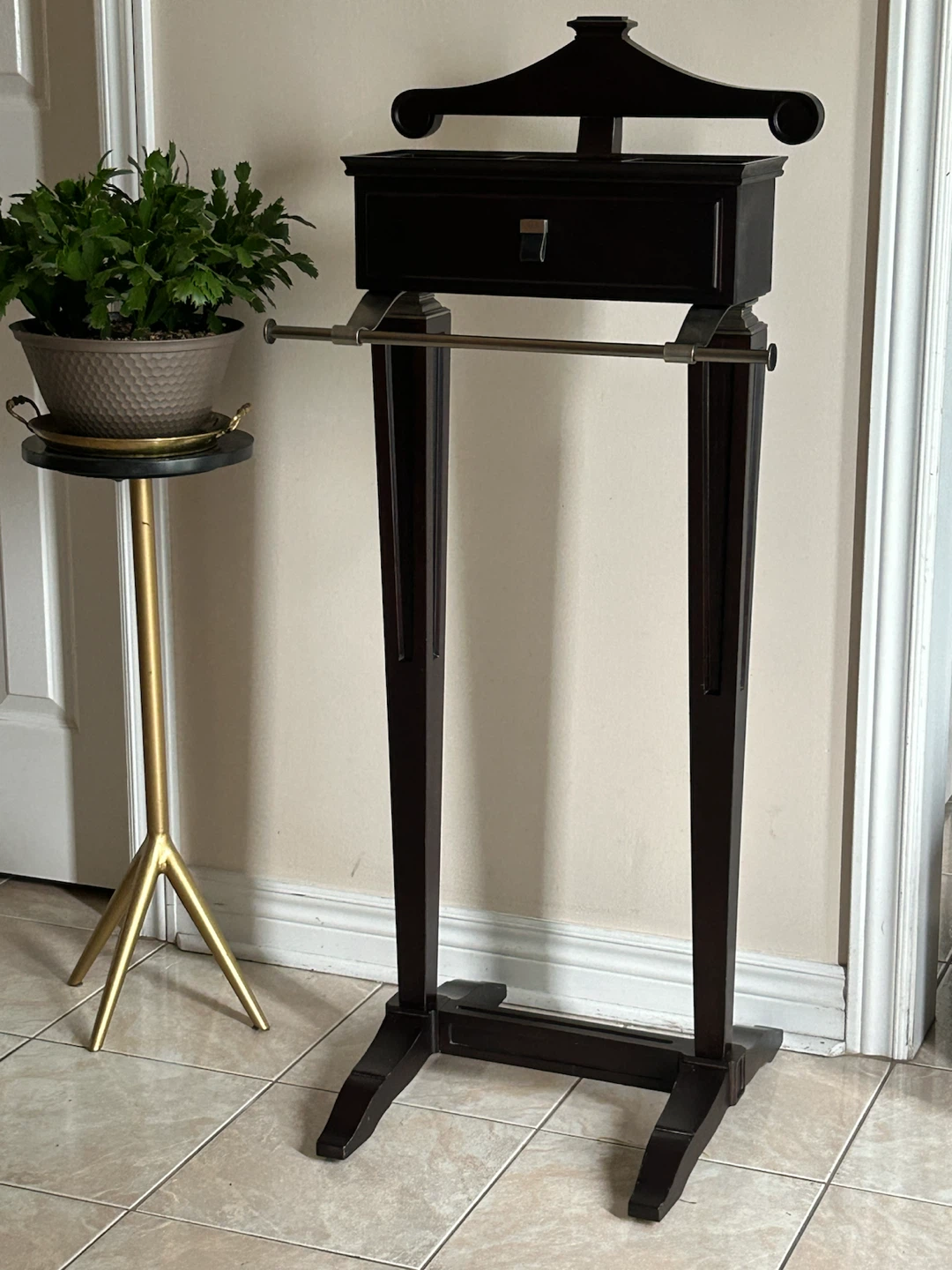 Wooden Valet Stand with Drawer and Compartments