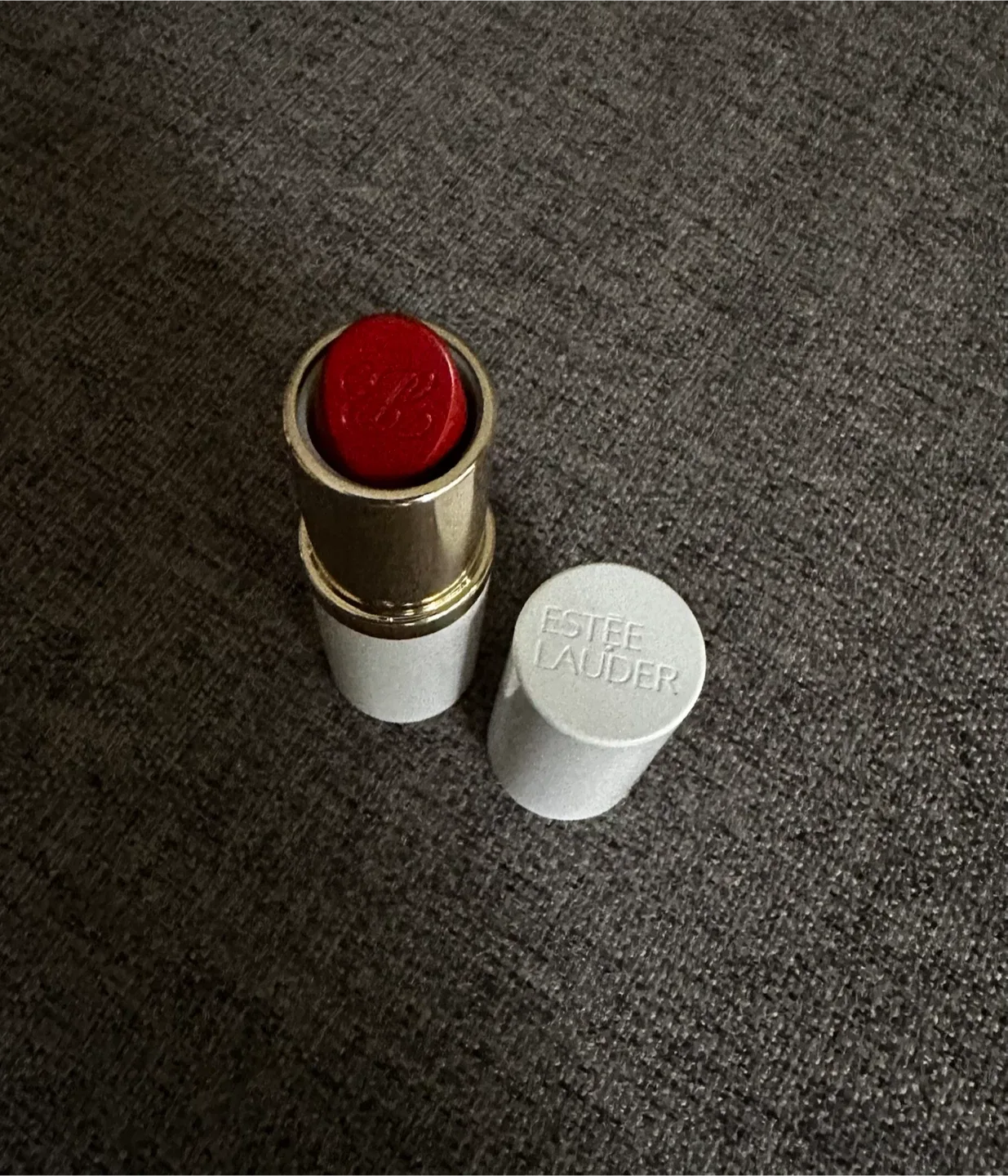Estée Lauder lipstick - photo 2