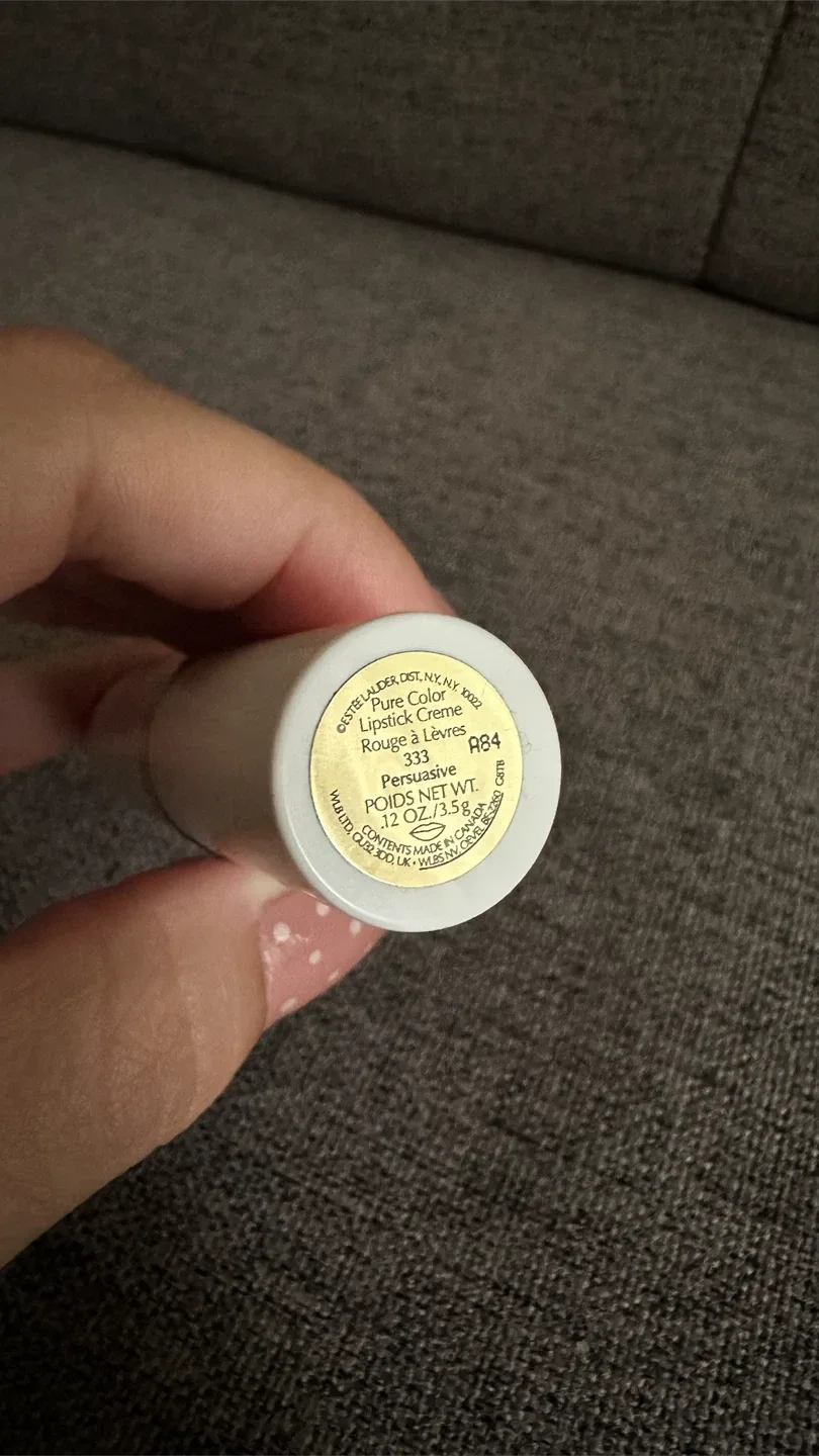 Estée Lauder lipstick - photo 4
