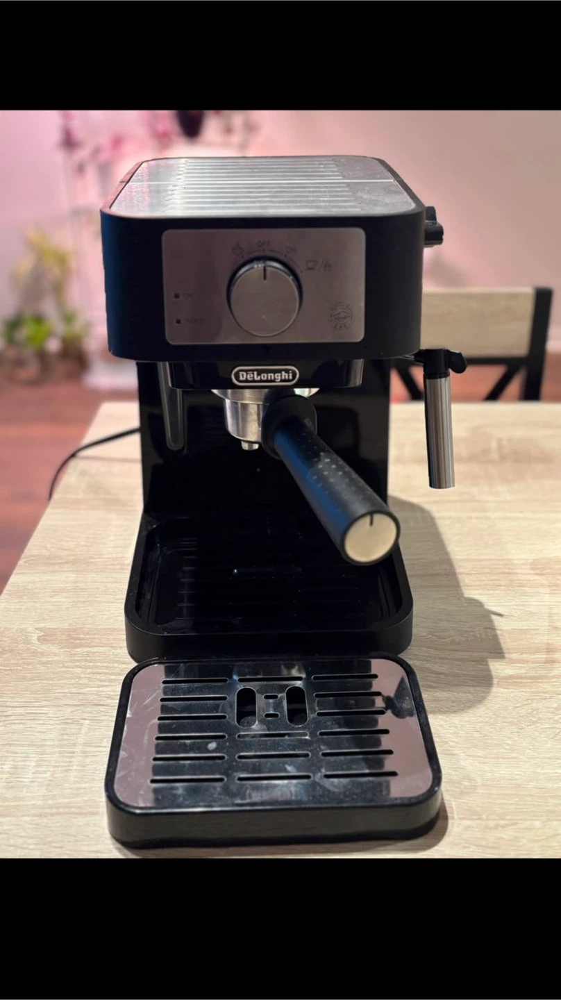 DeLonghi Espresso Machine - photo 4