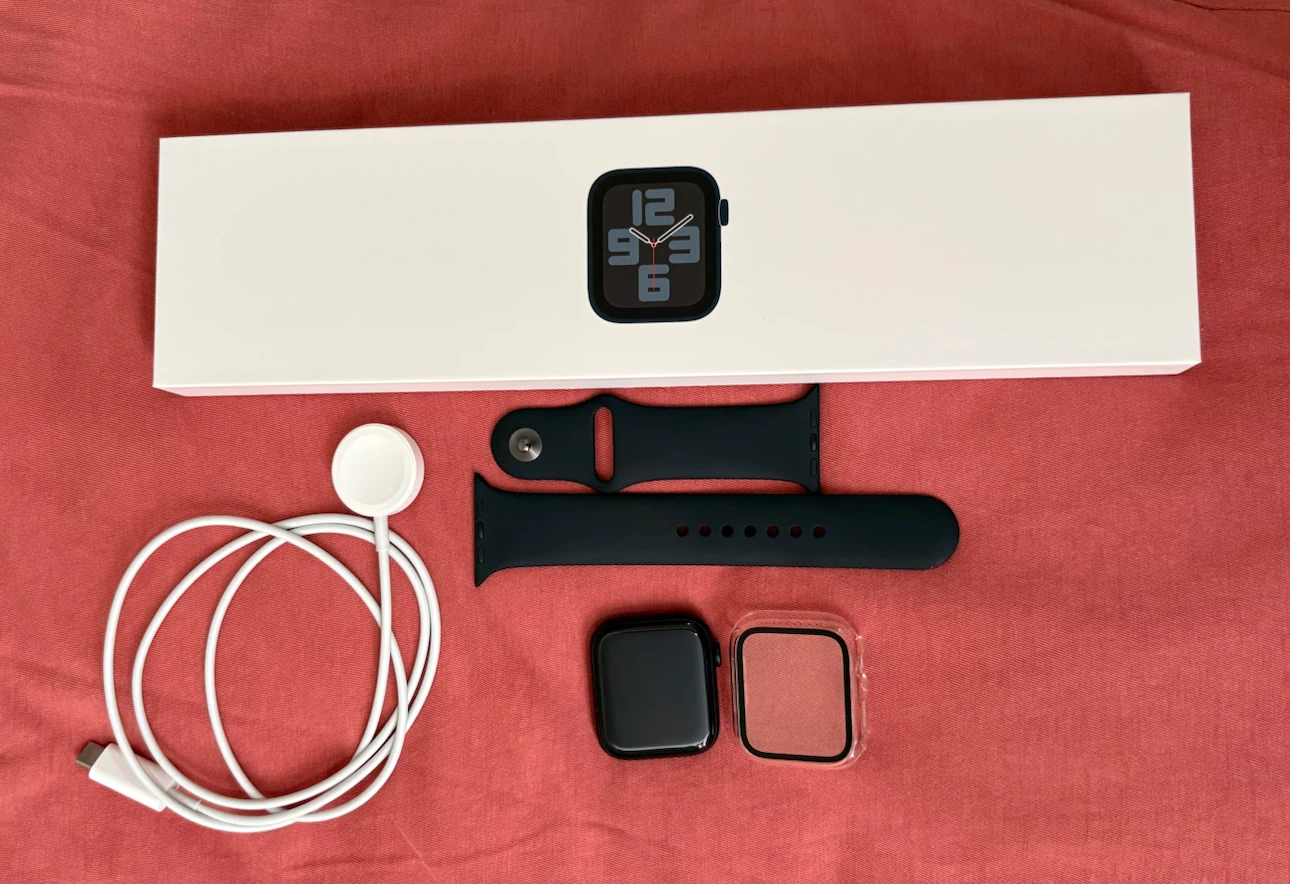 Apple Watch SE(2nd Gen) 44mm GPS-Midnight Aluminum Case
