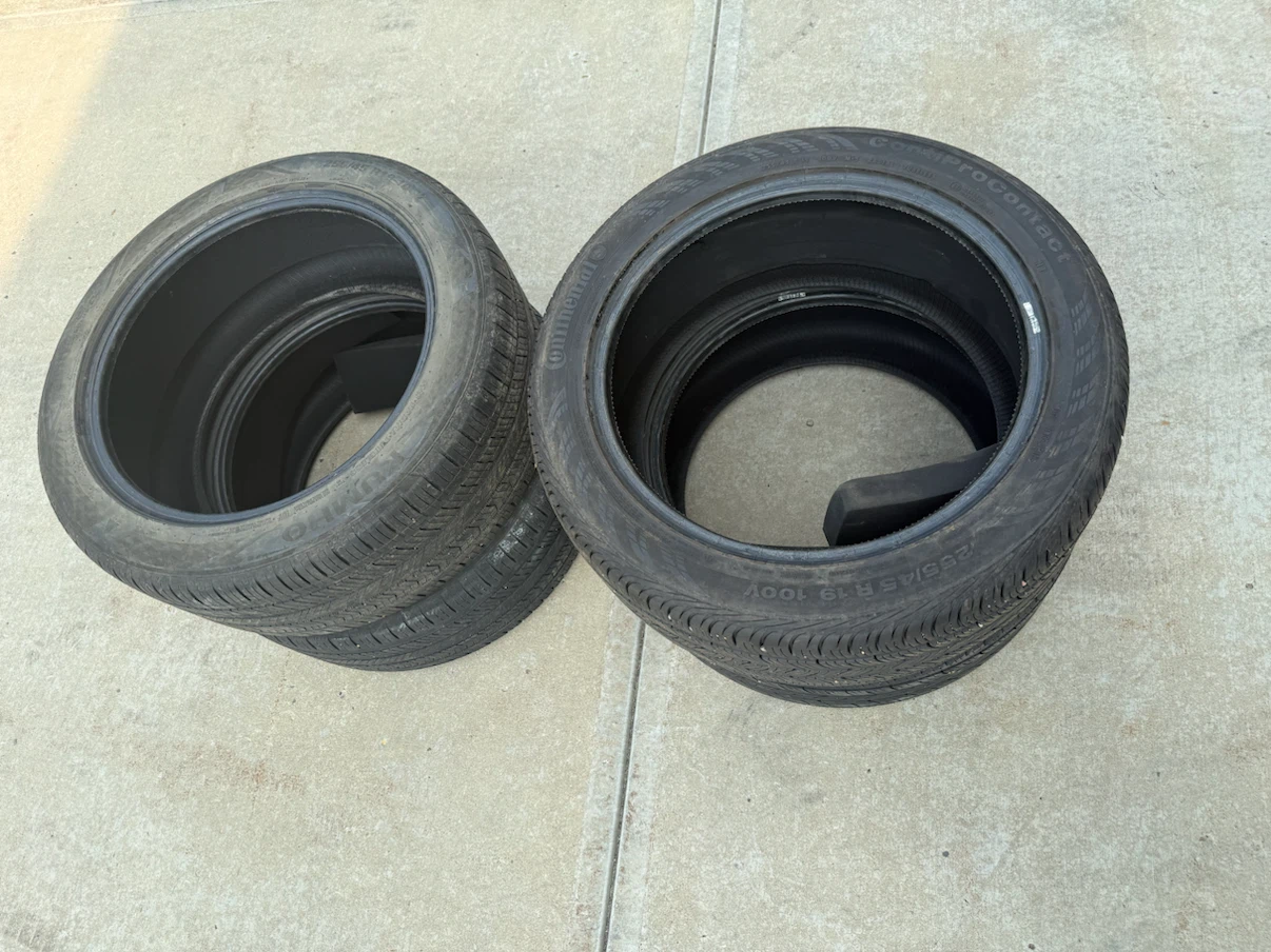 2 Continental & 2 Kumho 255/45/R19 all season tires - photo 3